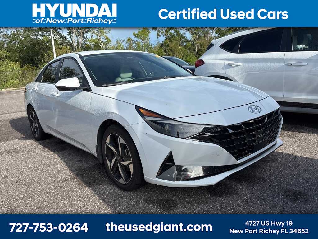 Thumbnail: 2023 Hyundai Elantra - 4