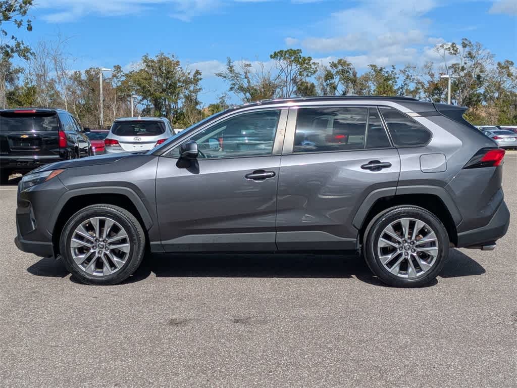 Thumbnail: 2022 Toyota RAV4 - 2