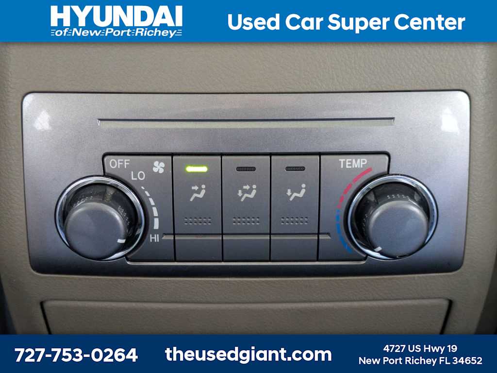 Thumbnail: 2011 Toyota Highlander - 19