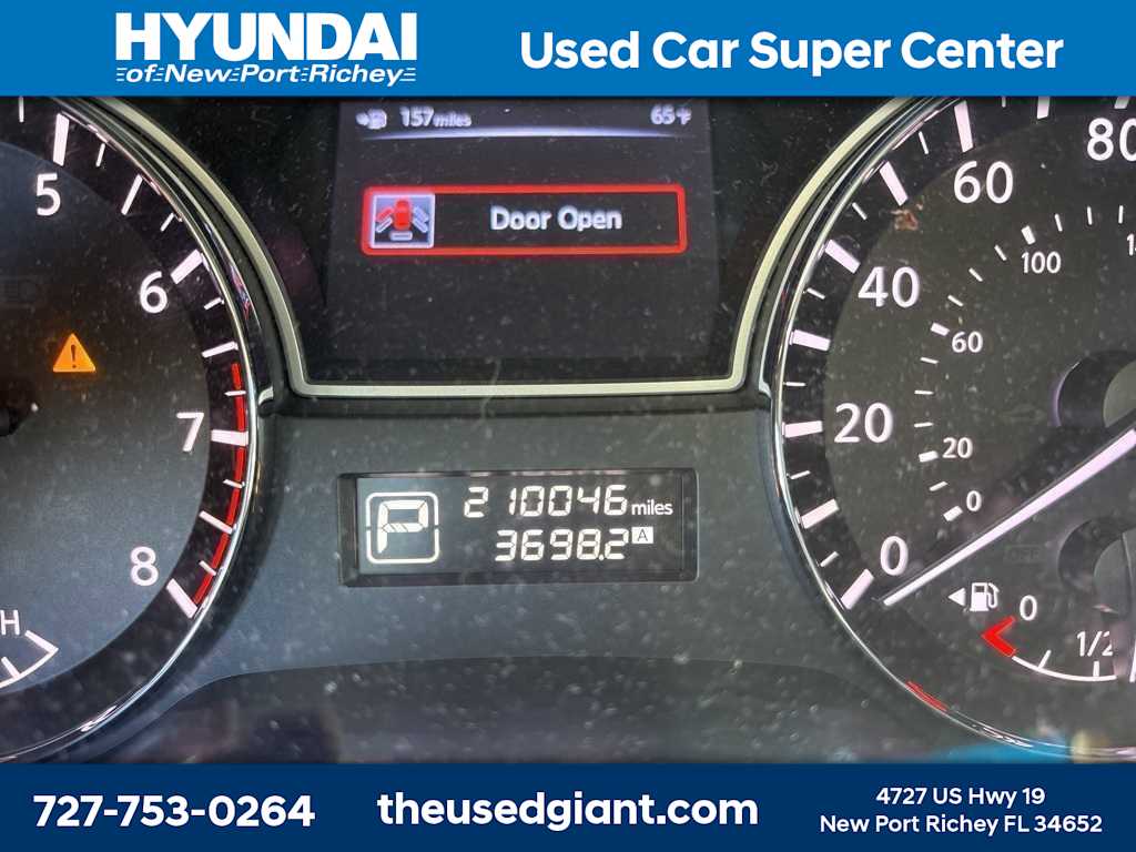 Thumbnail: 2013 Nissan Pathfinder - 10