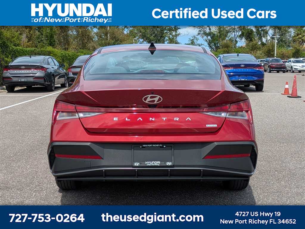 Thumbnail: 2024 Hyundai Elantra - 4