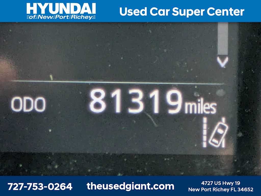 Thumbnail: 2019 Toyota Camry - 30