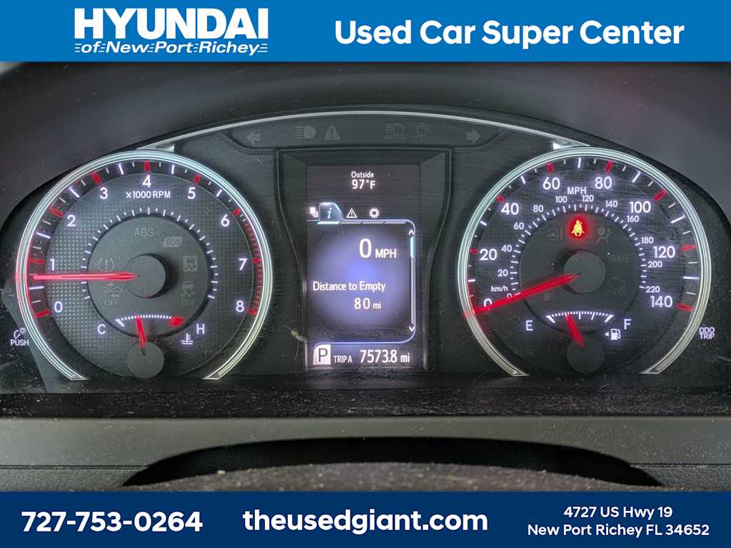 Thumbnail: 2016 Toyota Camry - 25