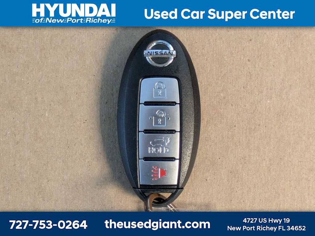 Thumbnail: 2014 Nissan Armada - 42