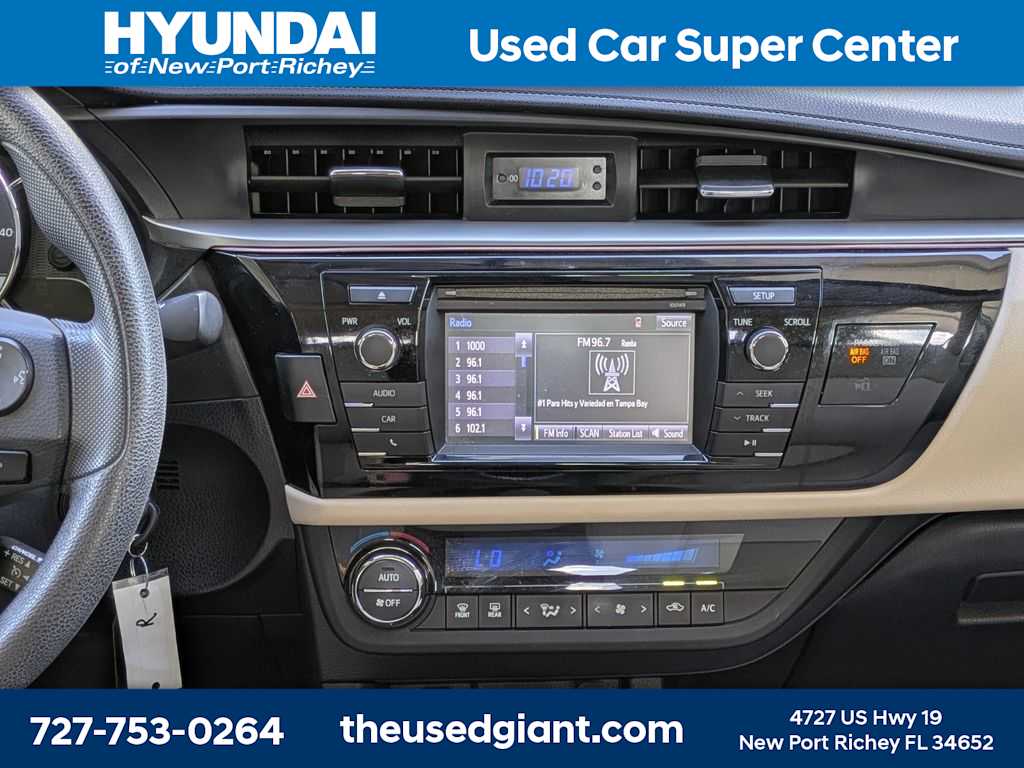 Thumbnail: 2015 Toyota Corolla - 18