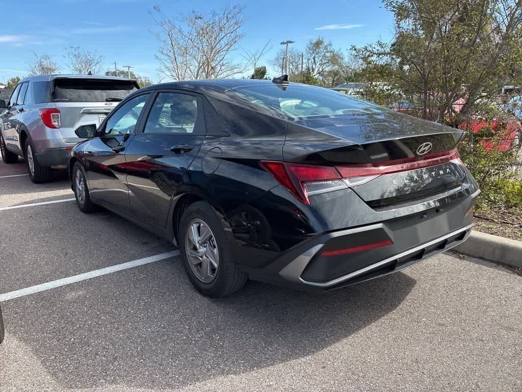 Thumbnail: 2024 Hyundai Elantra - 2