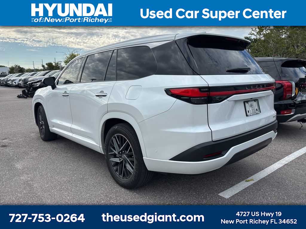 Thumbnail: 2024 Lexus TX - 2