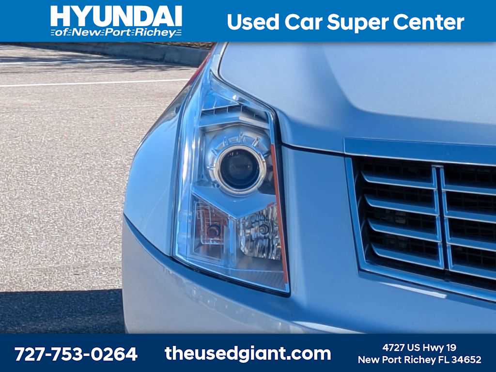 Thumbnail: 2015 Cadillac SRX - 9