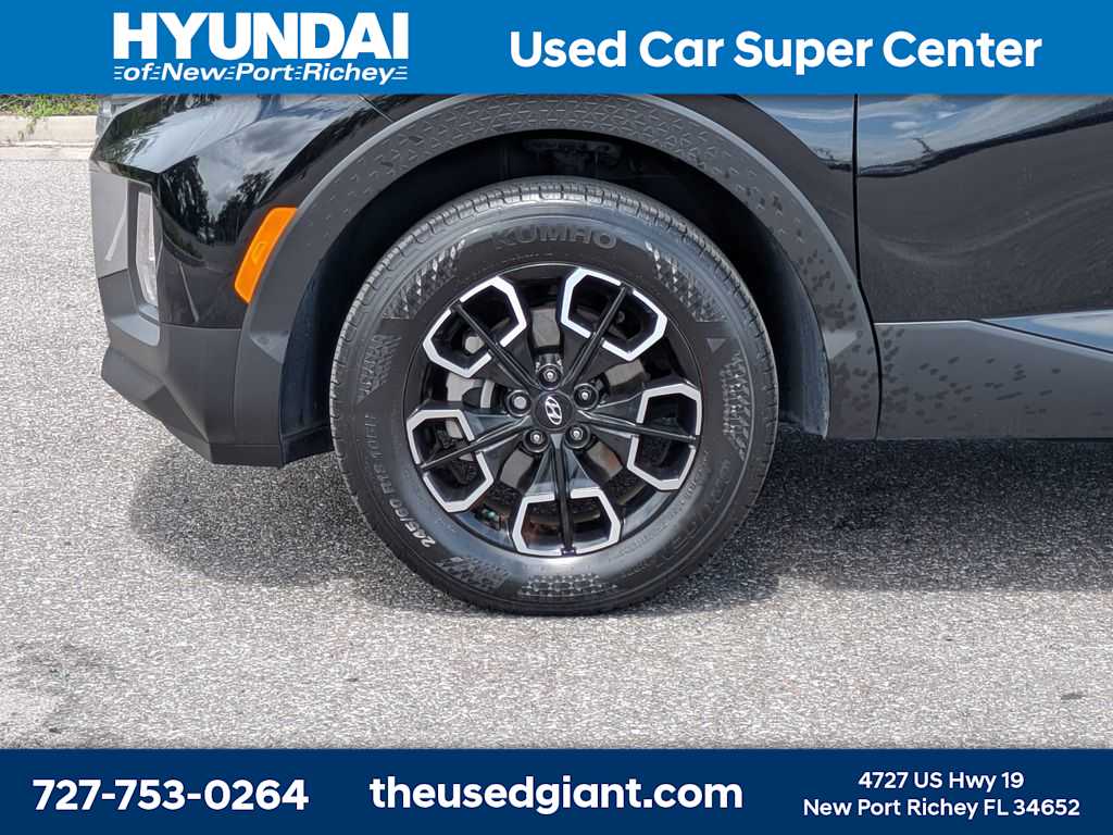 Thumbnail: 2023 Hyundai Santa Cruz - 10