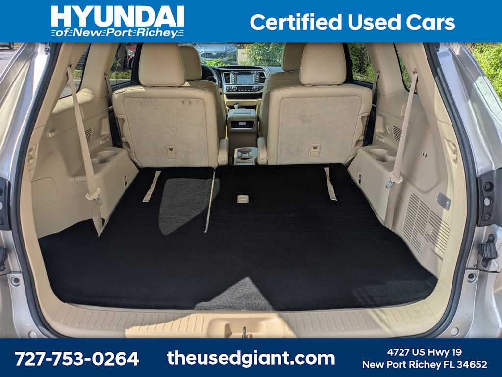 Thumbnail: 2016 Toyota Highlander - 12