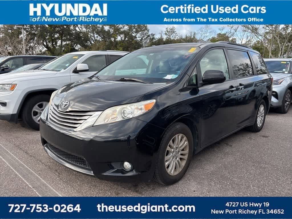 2015 Toyota Sienna XLE Premium -
                  New Port Richey, FL