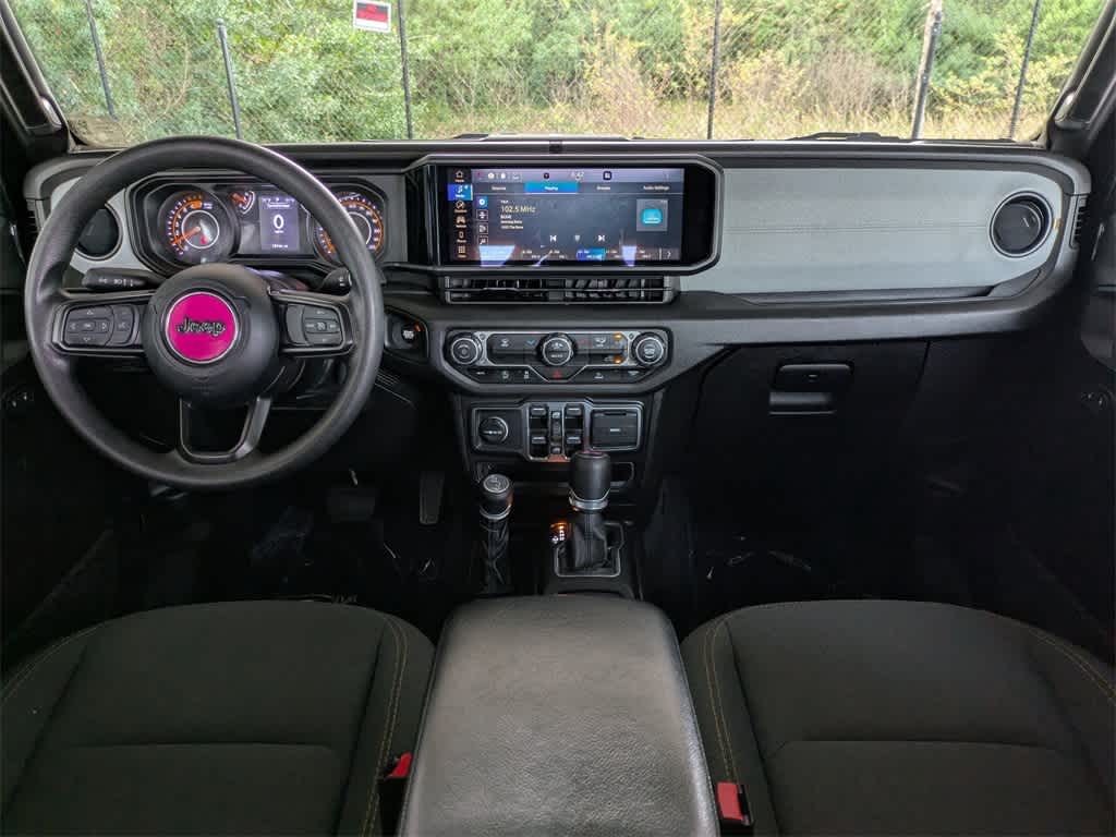 Thumbnail: 2025 Jeep Wrangler - 17