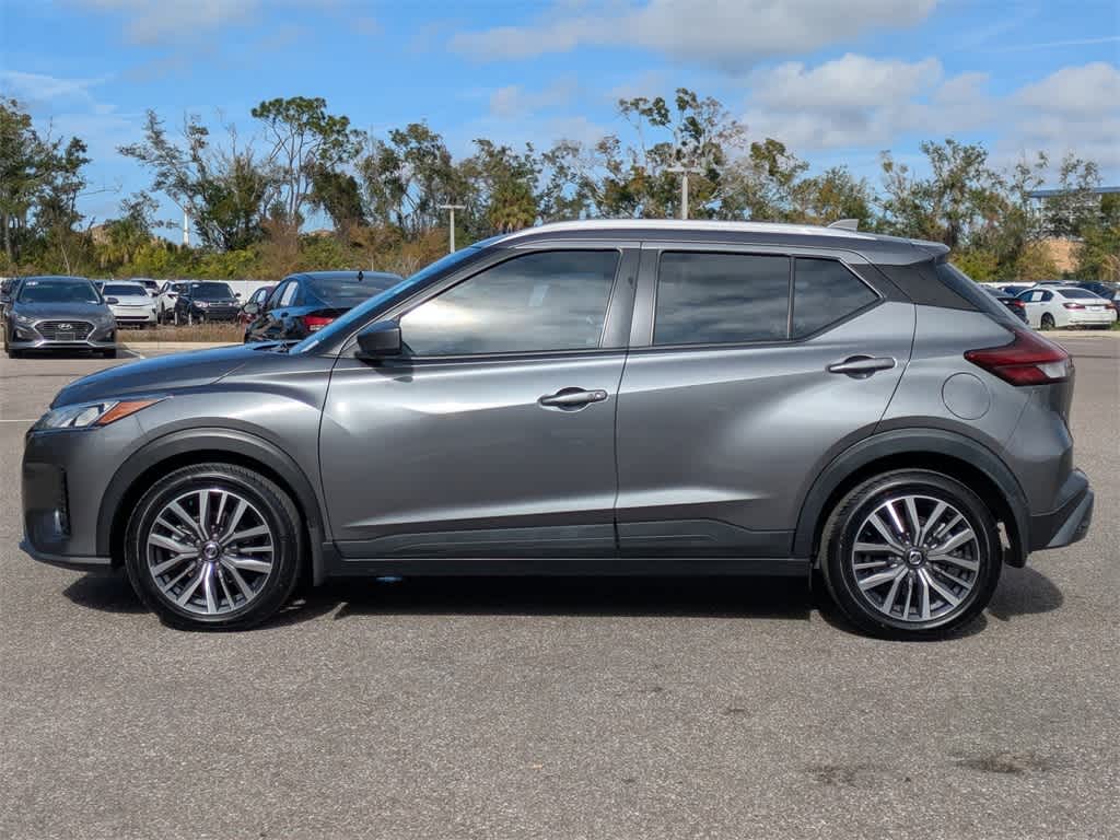 Thumbnail: 2021 Nissan Kicks - 2