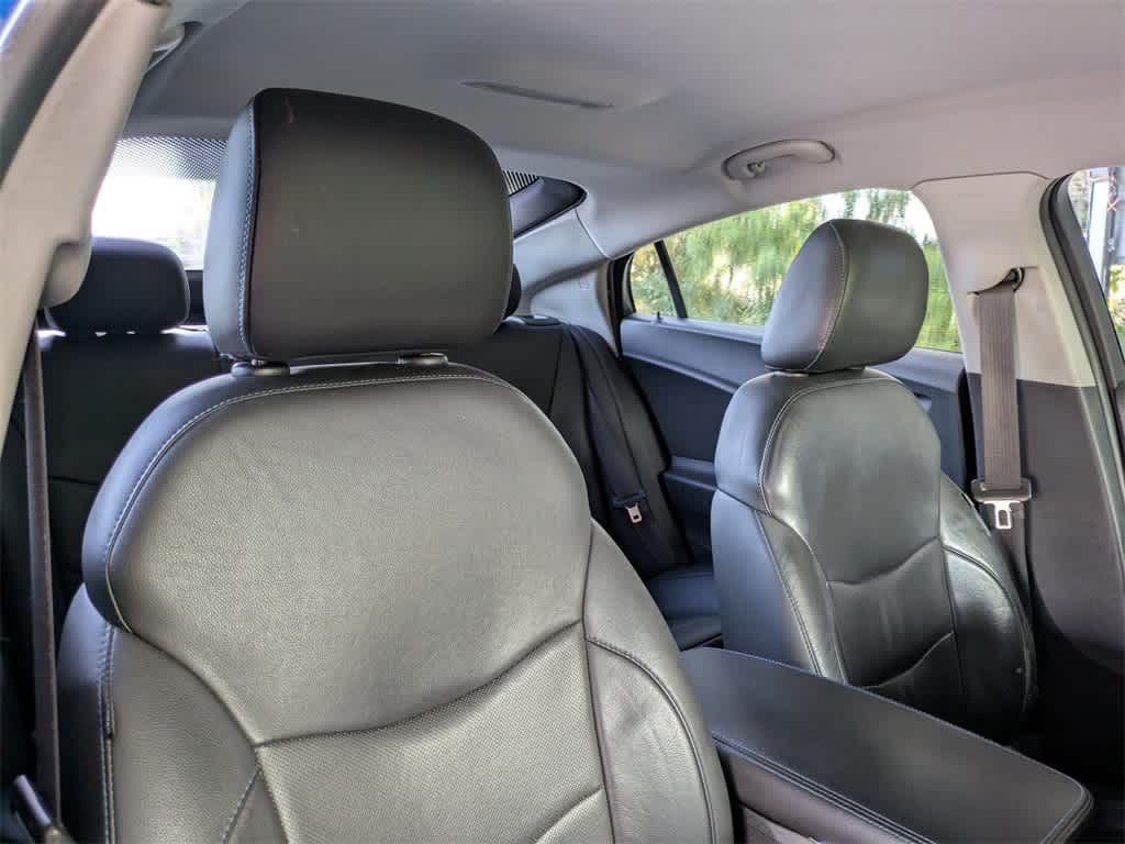 Thumbnail: 2017 Chevrolet Volt - 6