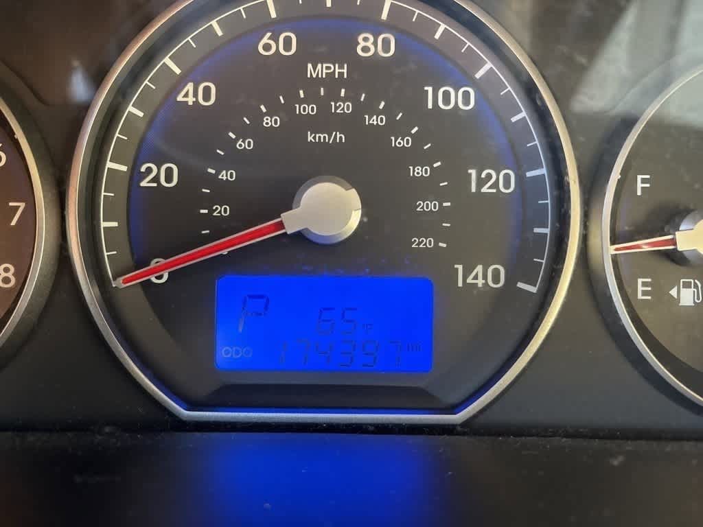 Thumbnail: 2012 Hyundai Santa Fe - 11