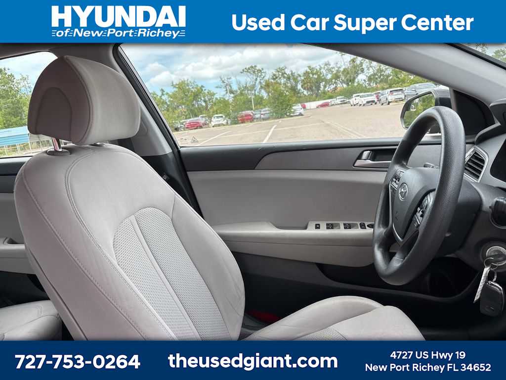 Thumbnail: 2015 Hyundai Sonata - 7