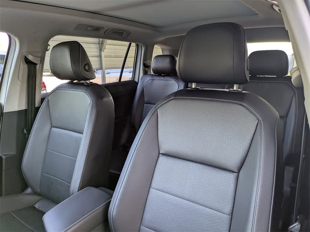 Thumbnail: 2021 Volkswagen Tiguan - 7