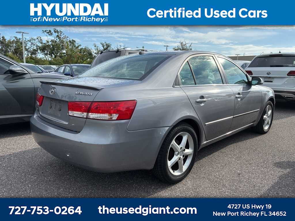 Thumbnail: 2008 Hyundai Sonata - 3