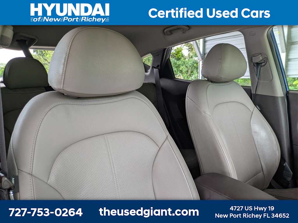 Thumbnail: 2015 Hyundai Tucson - 6