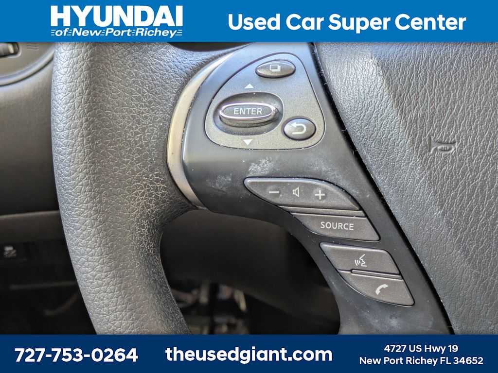 Thumbnail: 2020 Nissan Pathfinder - 30