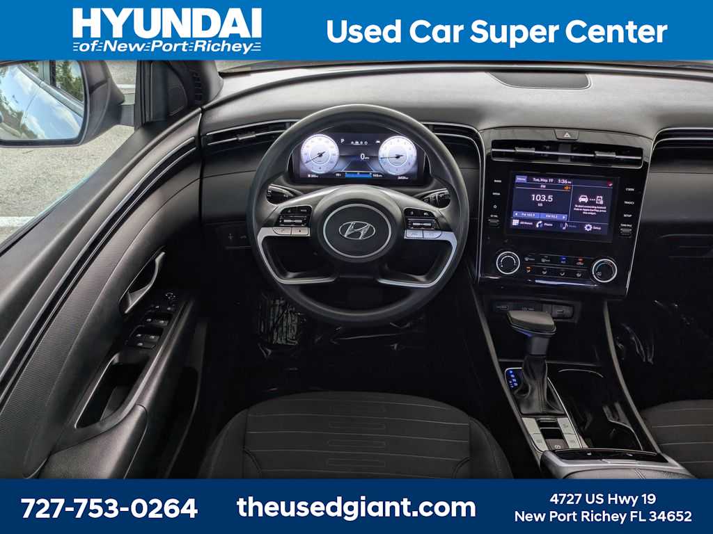 Thumbnail: 2022 Hyundai Santa Cruz - 16