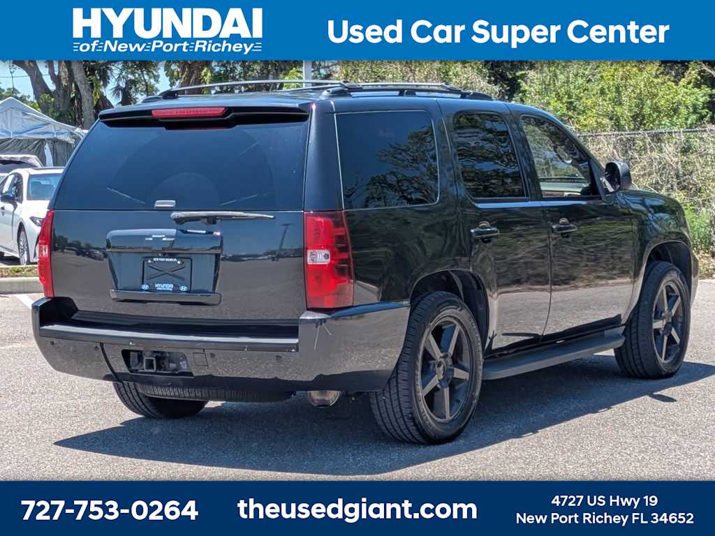 Thumbnail: 2011 Chevrolet Tahoe - 5
