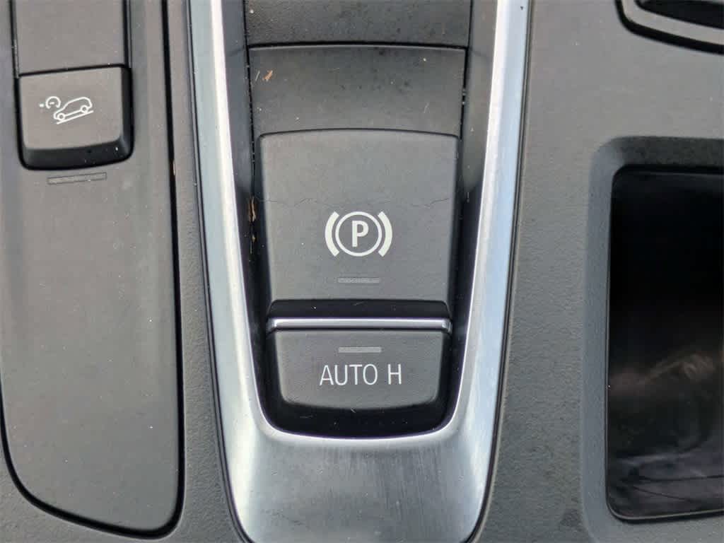 Thumbnail: 2015 BMW X5 - 26