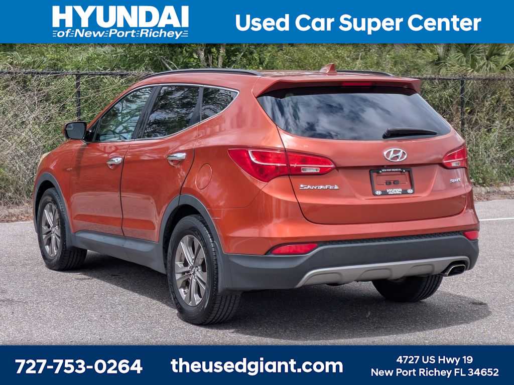 Thumbnail: 2015 Hyundai Santa Fe - 3