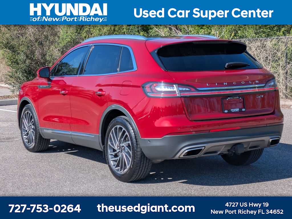 Thumbnail: 2020 Lincoln Nautilus - 3