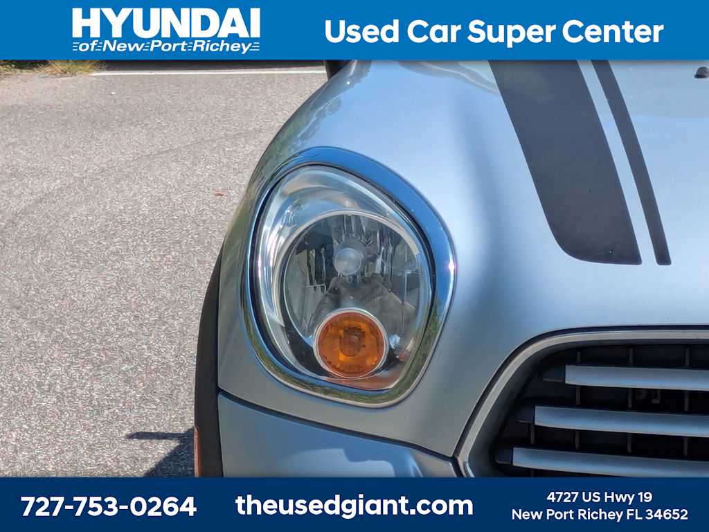 Thumbnail: 2013 MINI Cooper Countryman - 9