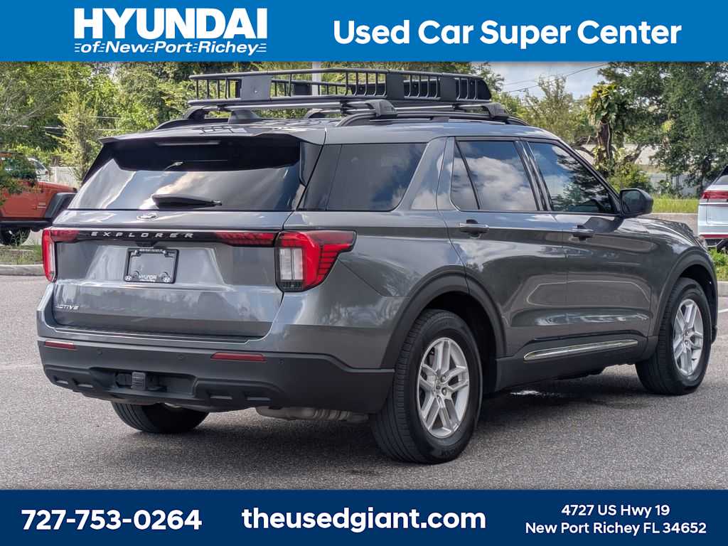 Thumbnail: 2025 Ford Explorer - 5
