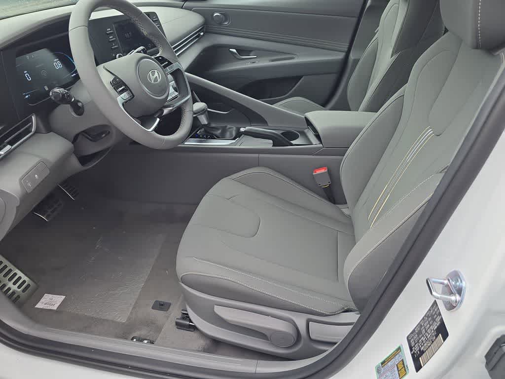Thumbnail: 2026 Hyundai Elantra - 16