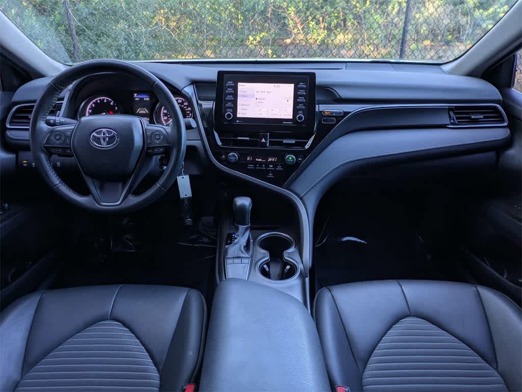 Thumbnail: 2023 Toyota Camry - 16