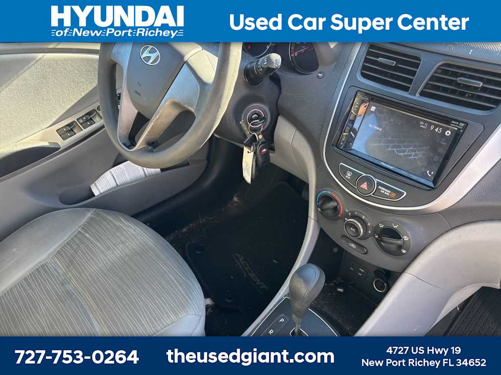 Thumbnail: 2015 Hyundai Accent - 6