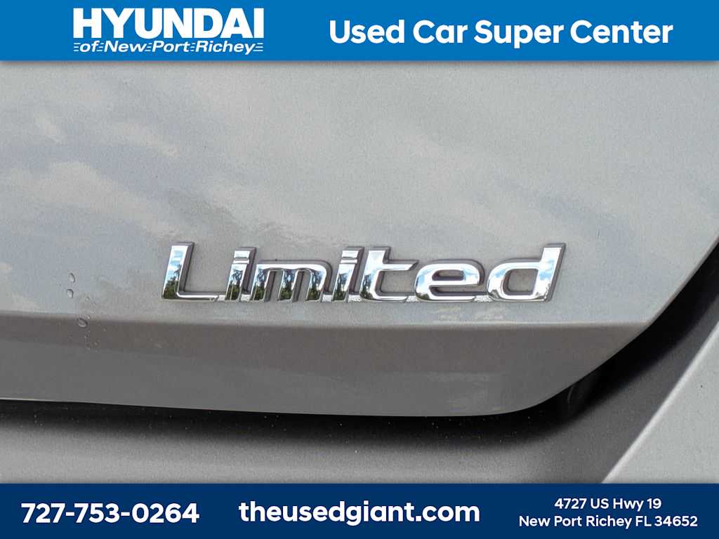 Thumbnail: 2023 Hyundai Elantra - 12