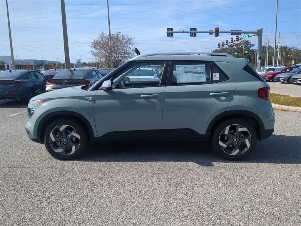 Thumbnail: 2026 Hyundai Venue - 3