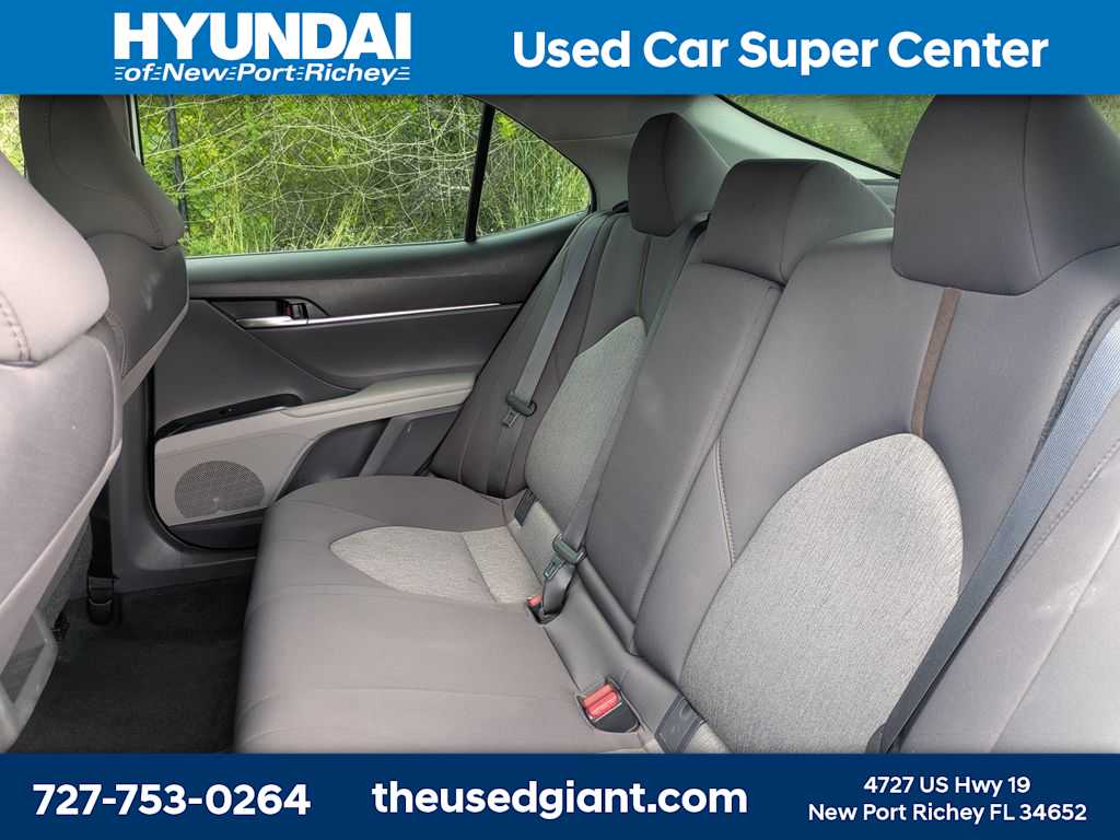 Thumbnail: 2019 Toyota Camry - 14