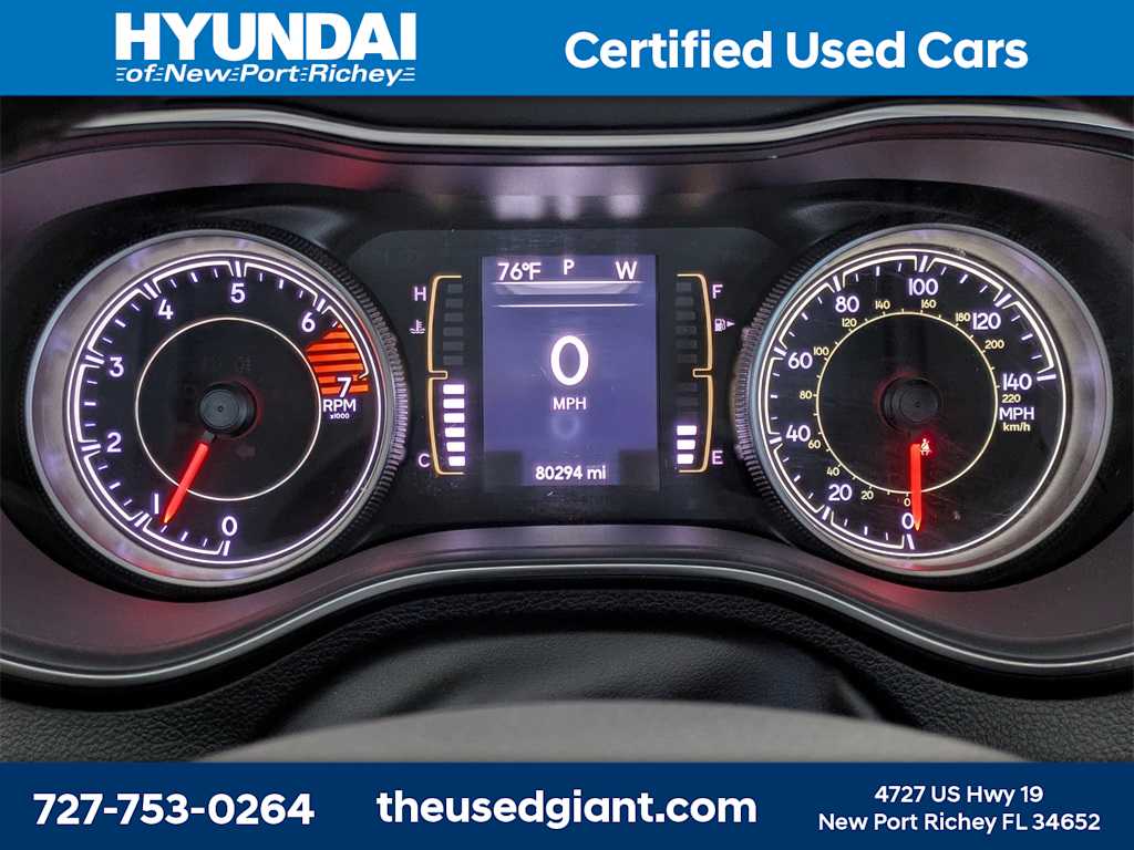 Thumbnail: 2020 Jeep Cherokee - 33