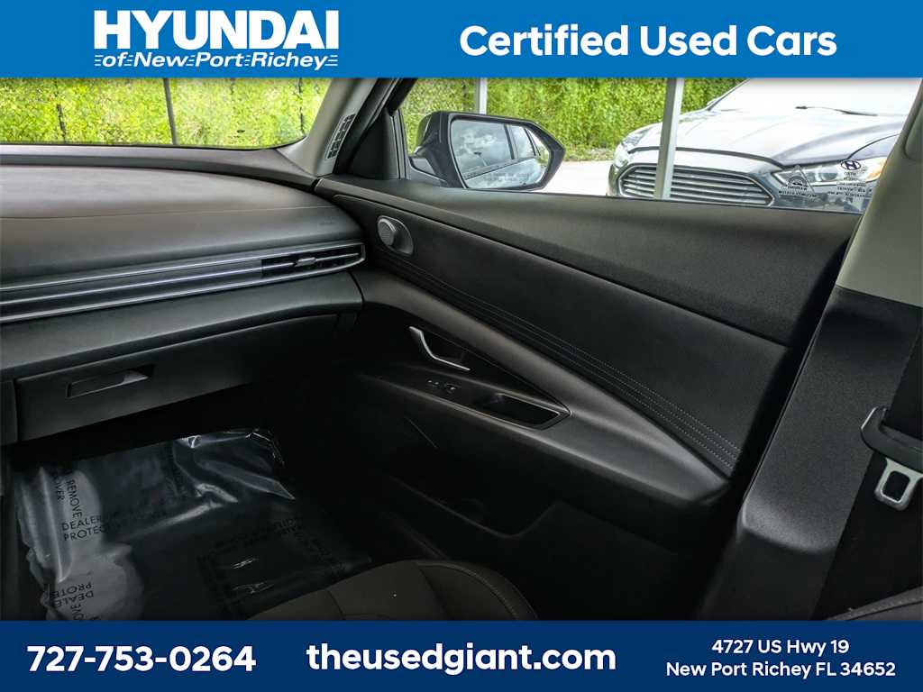 Thumbnail: 2021 Hyundai Elantra - 16