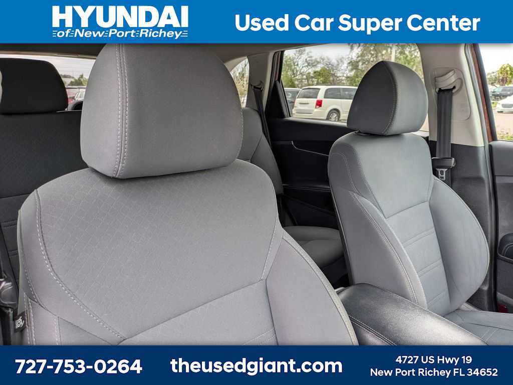 Thumbnail: 2019 Kia Sorento - 6