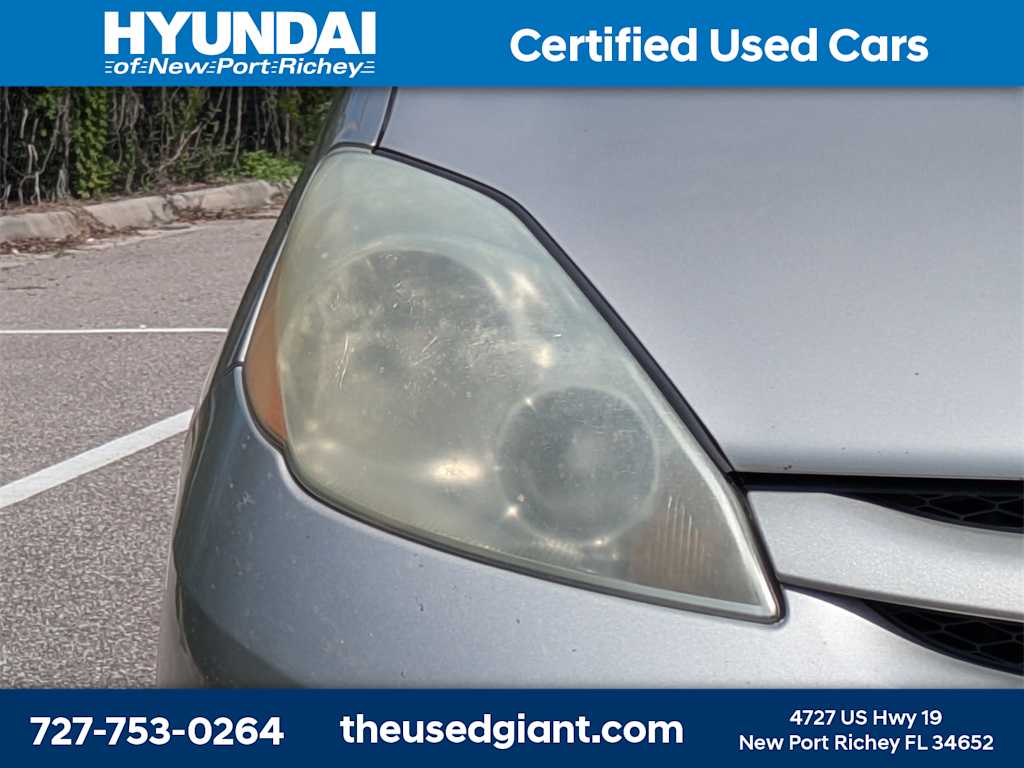 Thumbnail: 2006 Toyota Sienna - 9