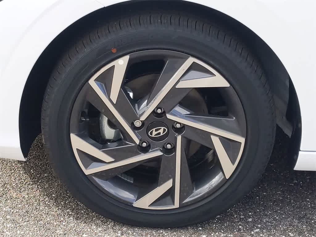 Thumbnail: 2025 Hyundai Elantra - 12