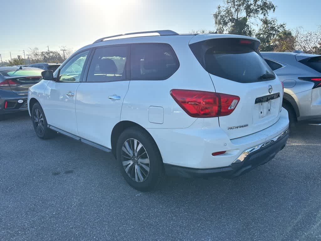 Thumbnail: 2018 Nissan Pathfinder - 2