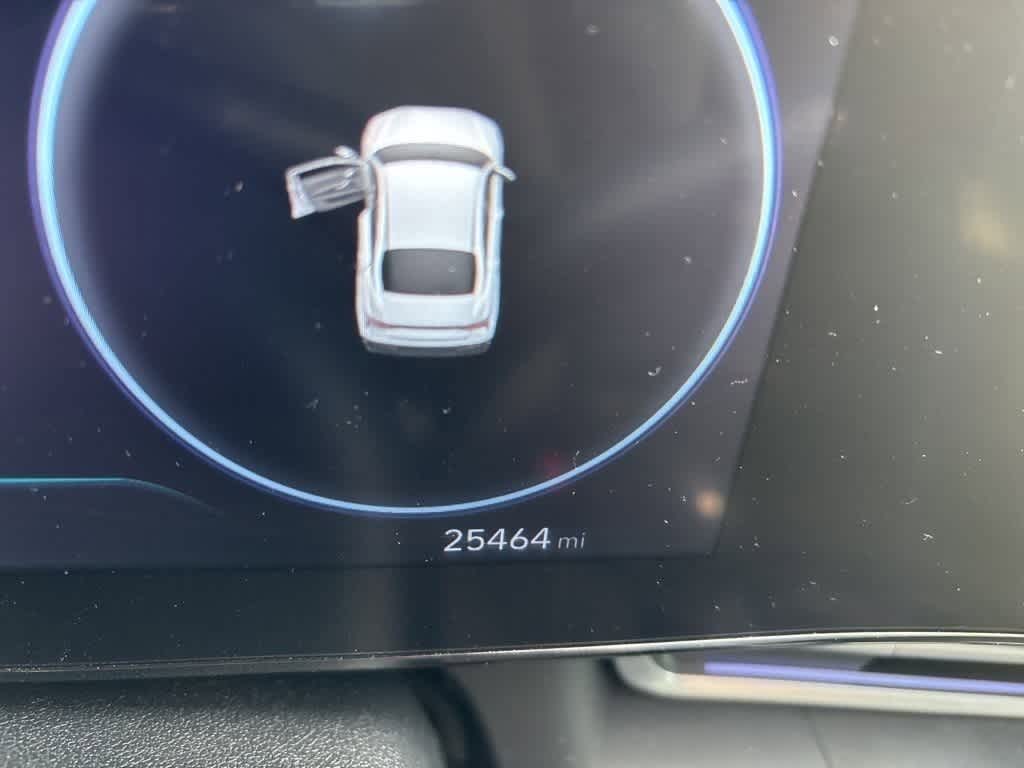 Thumbnail: 2024 Hyundai Elantra - 11