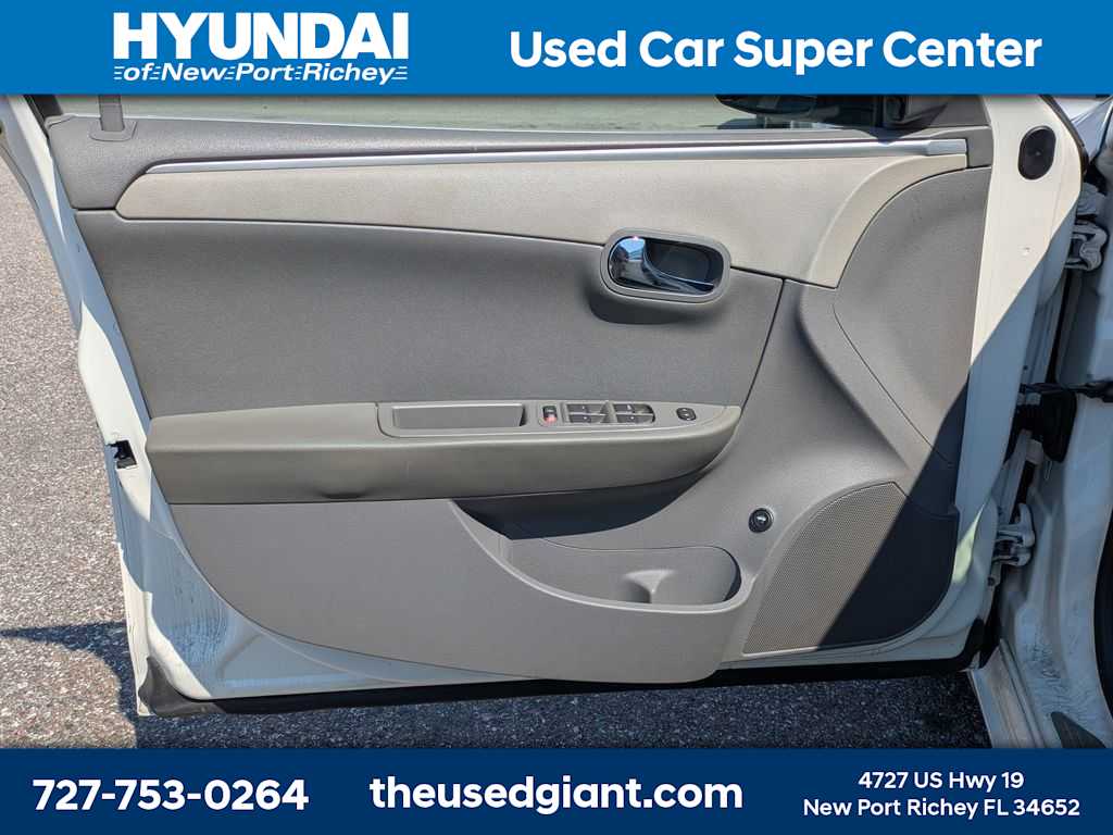 Thumbnail: 2008 Chevrolet Malibu - 9