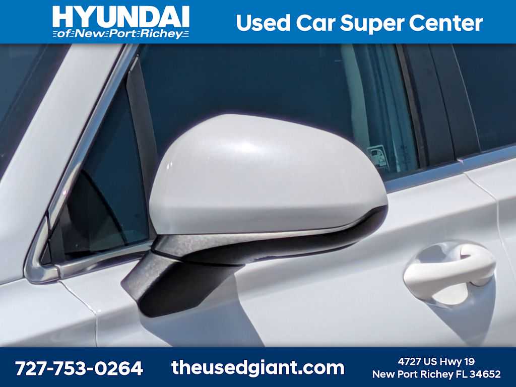 Thumbnail: 2021 Hyundai Santa Fe - 11