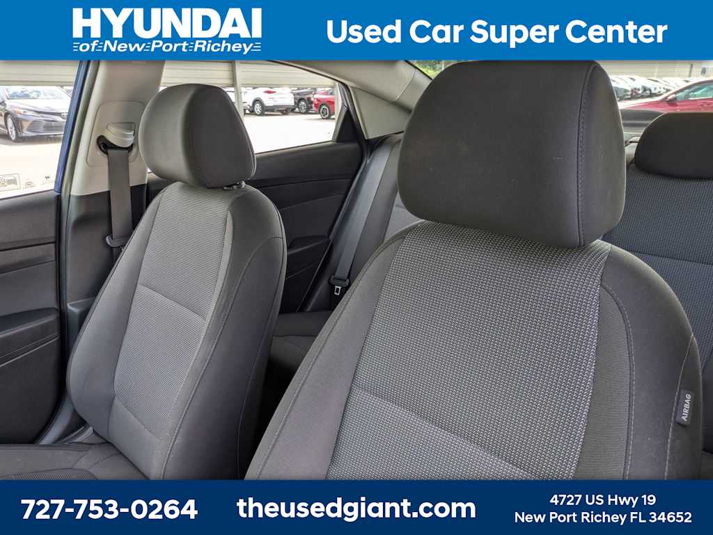 Thumbnail: 2021 Hyundai Accent - 7