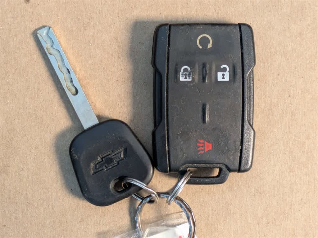 Thumbnail: 2016 Chevrolet Silverado 1500 - 32