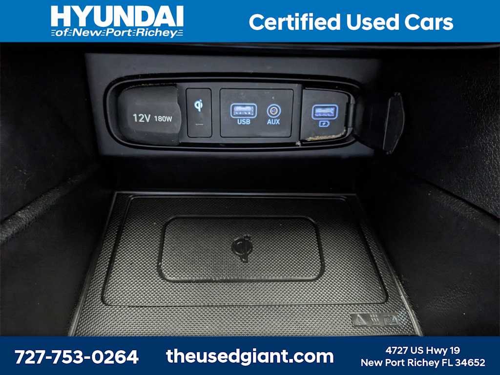 Thumbnail: 2020 Hyundai Santa Fe - 29