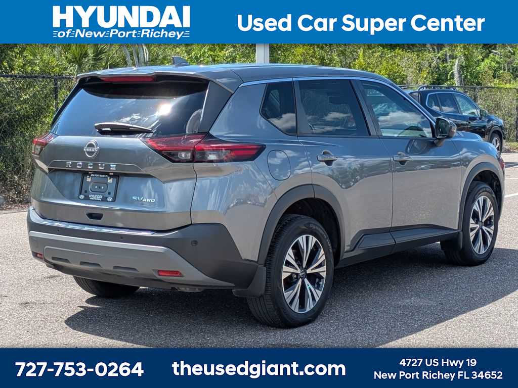 Thumbnail: 2022 Nissan Rogue - 5